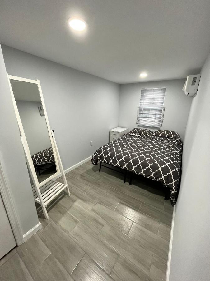 Airport Xpress Guestrooms Filadelfia Esterno foto