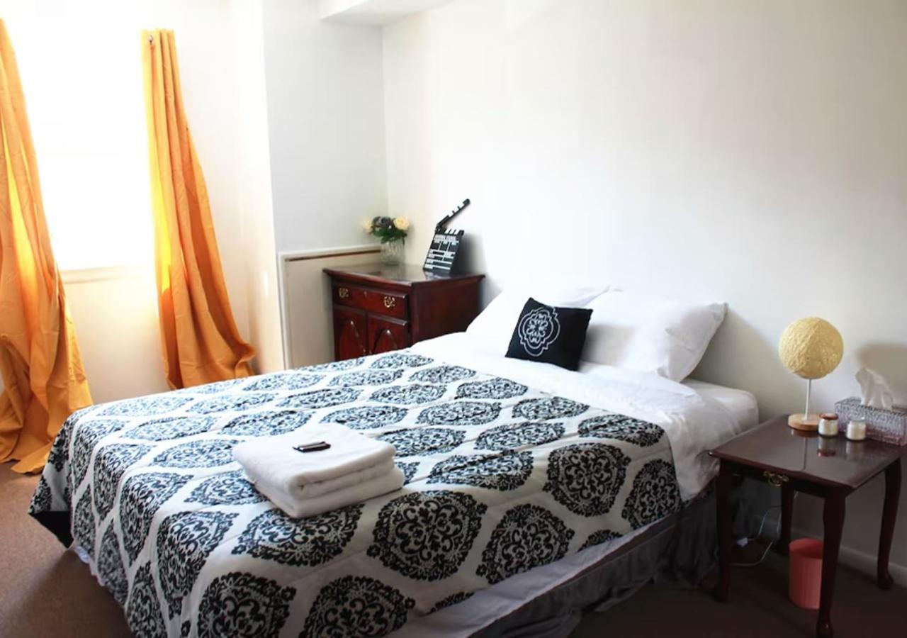 Airport Xpress Guestrooms Filadelfia Esterno foto