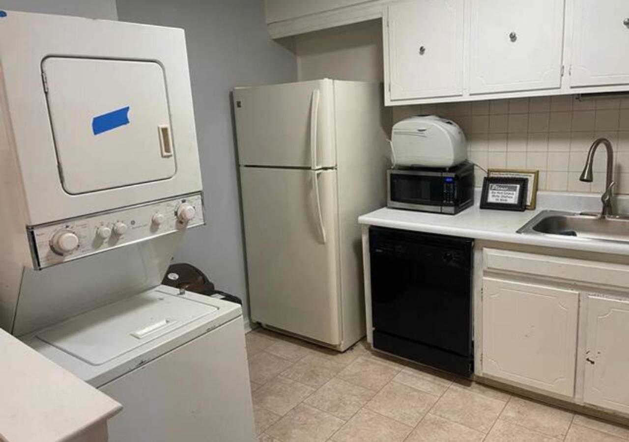 Airport Xpress Guestrooms Filadelfia Esterno foto